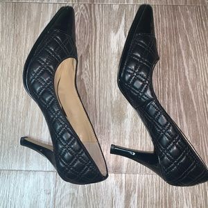 Adrienne Vittadini blk leather heels